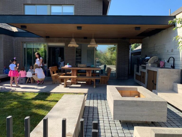 quinchos modernos y terraza remodelacion